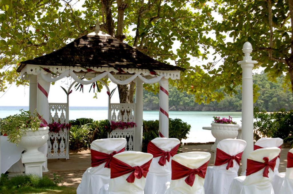 אוצ'ו ריוס Shaw Park Beach Hotel & Spa מראה חיצוני תמונה
