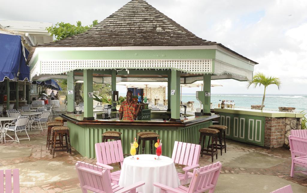 אוצ'ו ריוס Shaw Park Beach Hotel & Spa מראה חיצוני תמונה